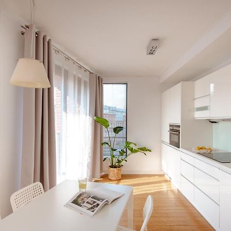 Spacious Apartment Close To Main Station / Galeria Krakowska Kültér fotó