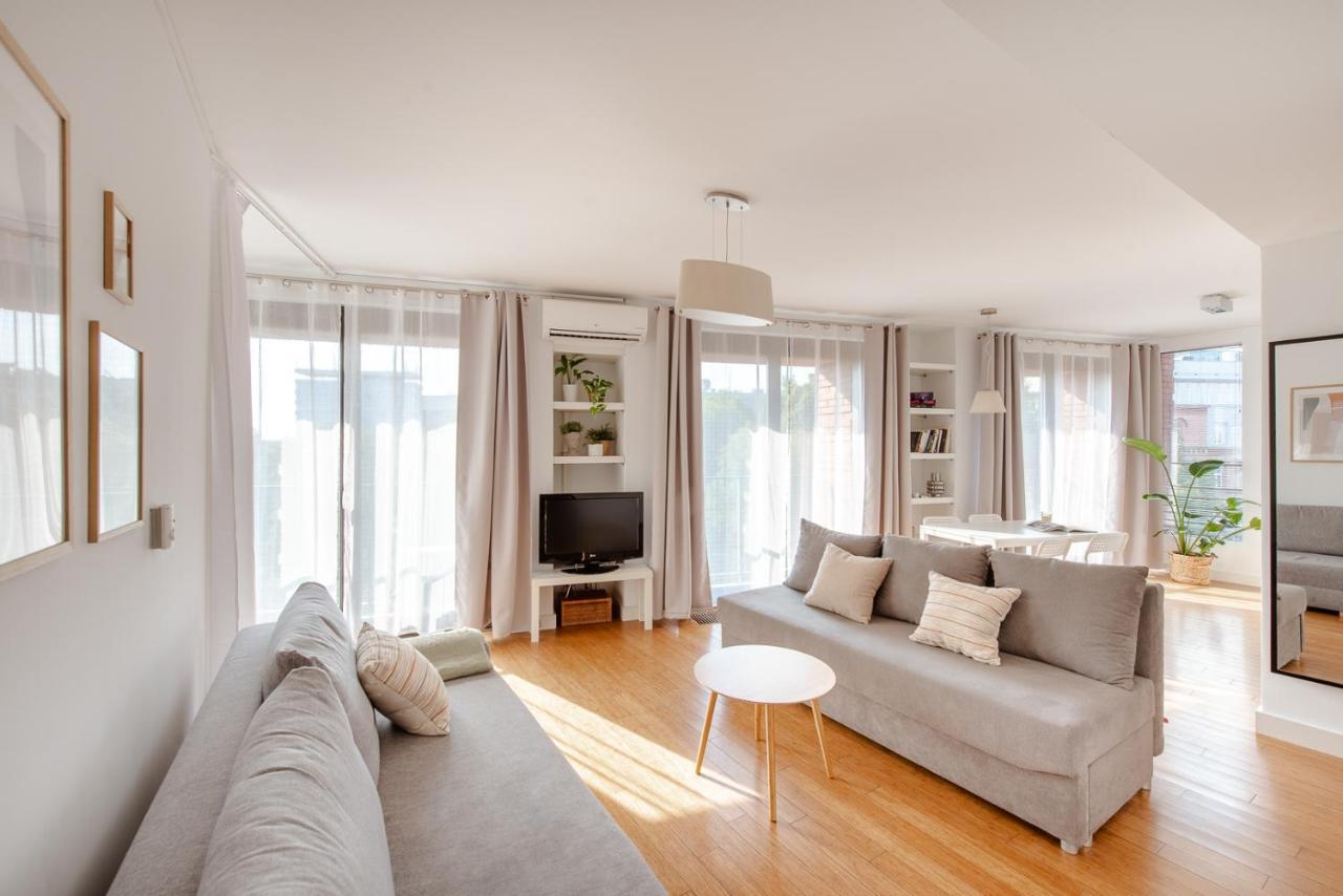 Spacious Apartment Close To Main Station / Galeria Krakowska Kültér fotó